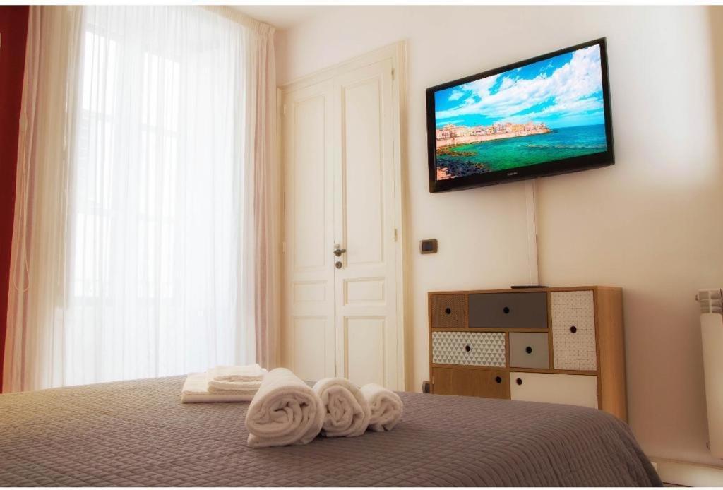 Casa Vacanze L'Altra Diaz Szirakúza Kültér fotó