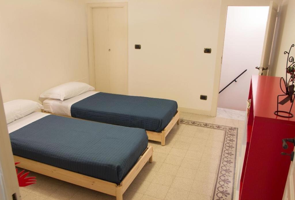 Casa Vacanze L'Altra Diaz Szirakúza Kültér fotó